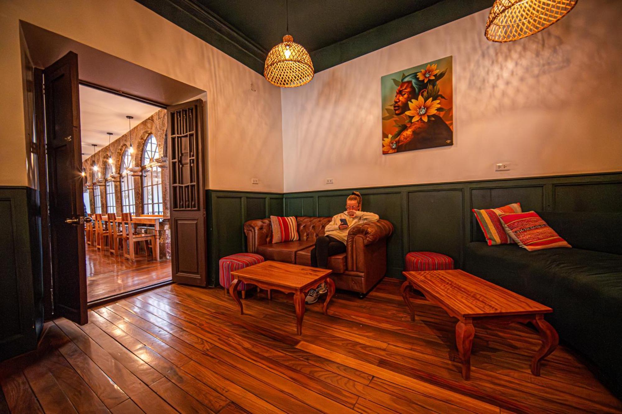 Black Llama Hostel كوسكو المظهر الخارجي الصورة